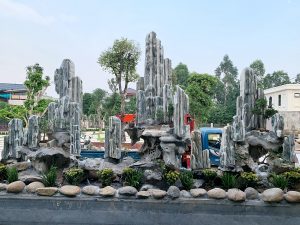 Non bộ thế tam sơn- chất liệu đá quý Tuyết sơn xanh ngọc- thi công tại thành phố Việt trì